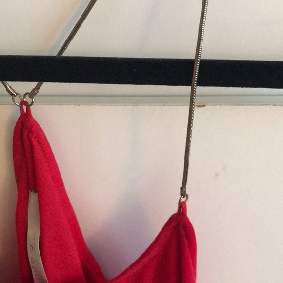 red top - Picture 2 of 3